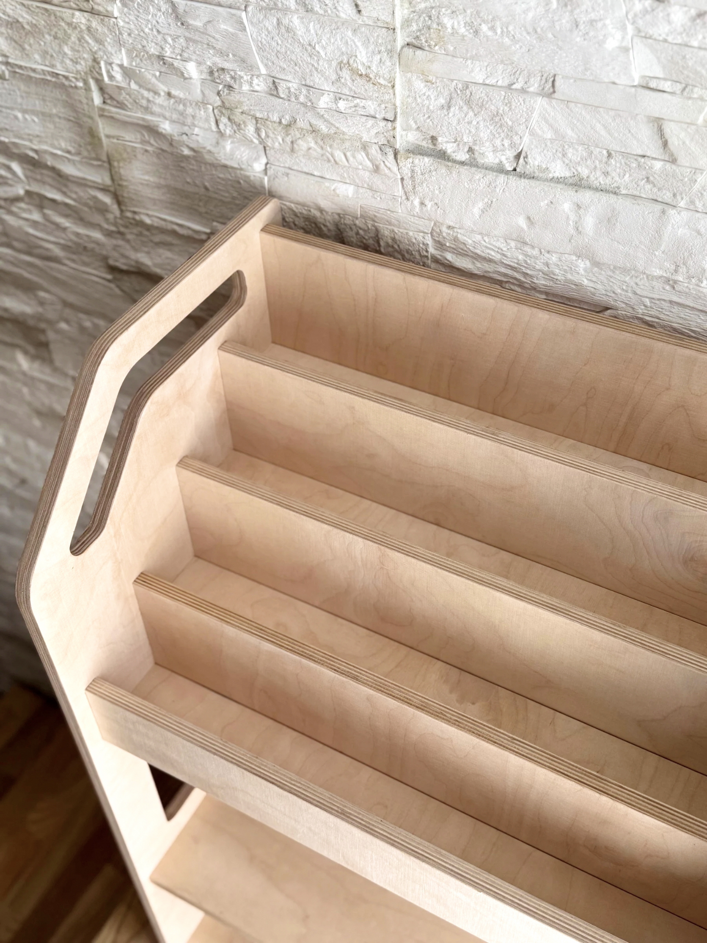 Montessori-Bücherregal aus Holz mit Ablagefläche – Kinderbuch-Ausstellungsständer